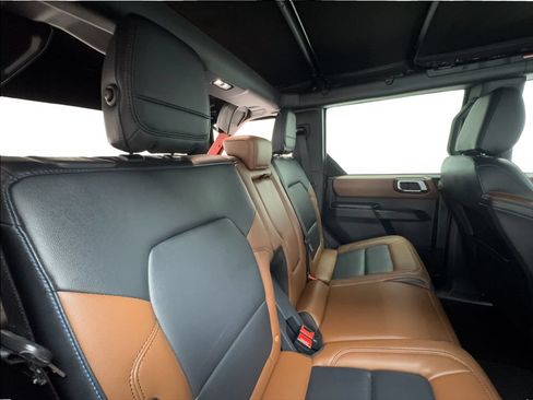 Used 2024 Ford Bronco Outer Banks AWD/4WD image 26