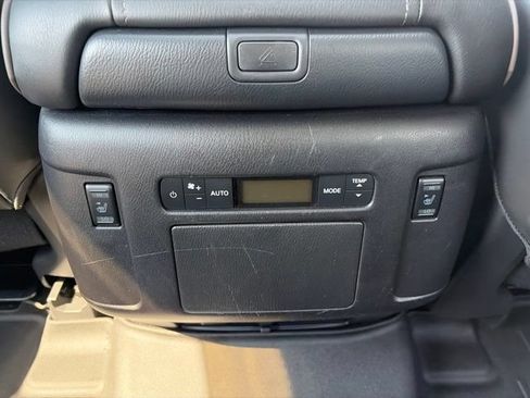 Used 2023 Nissan Armada Platinum w/ Captain's Chairs Package RWD image 10