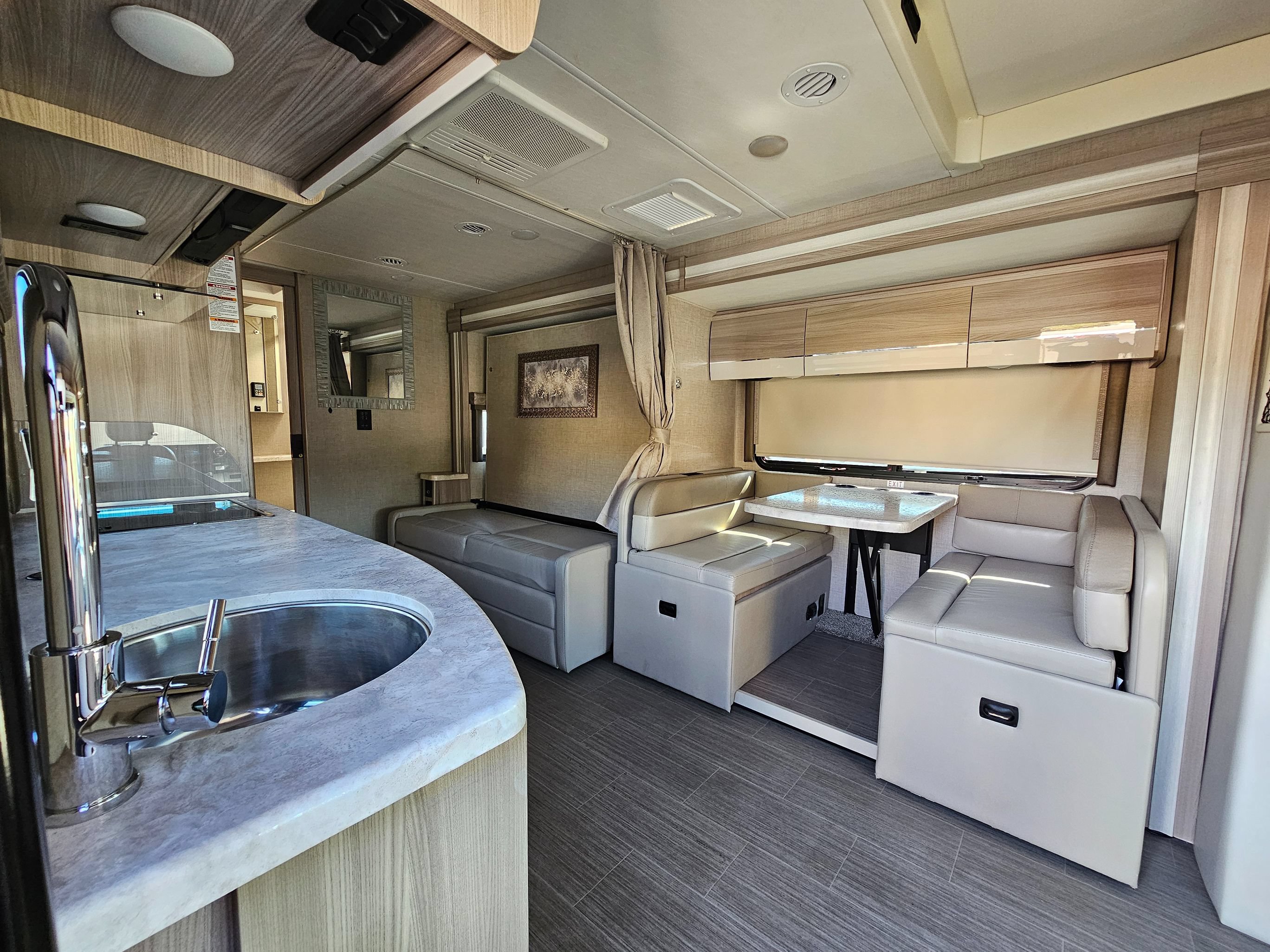 Used 2022 Mercedes-Benz Sprinter 3500 w/ Acoustic Package image 29