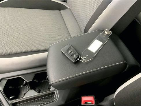 Used 2023 Volkswagen Taos S image 11