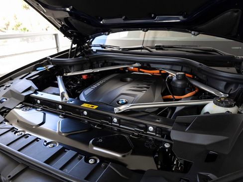 New 2026 BMW X5 xDrive50e image 35