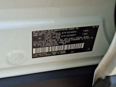 Certified 2019 Toyota RAV4 LE AWD/4WD image 30