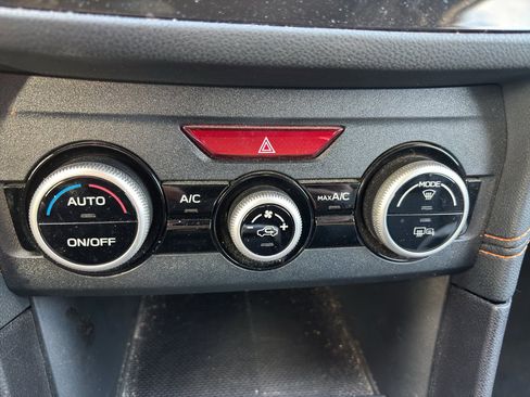 Used 2021 Subaru Crosstrek 2.5i Limited w/ Moonroof Package 2 image 8