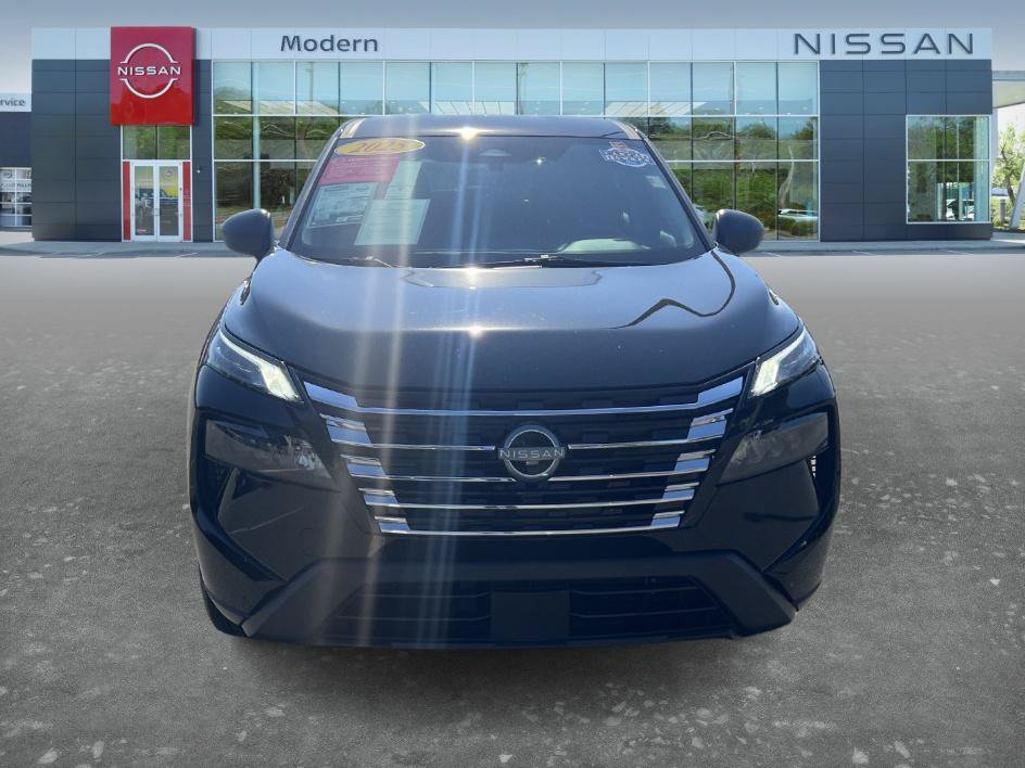 Certified 2025 Nissan Rogue S FWD image 2