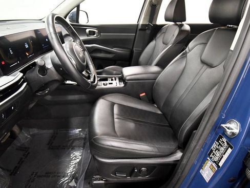 Certified 2024 Kia Sorento S AWD/4WD image 14