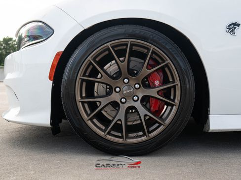 Used 2017 Dodge Charger SRT Hellcat image 9