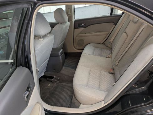 Used 2011 Ford Fusion SE w/ 202A Rapid Spec Order Code FWD image 36