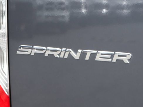 Used 2024 Mercedes-Benz Sprinter 2500 image 44