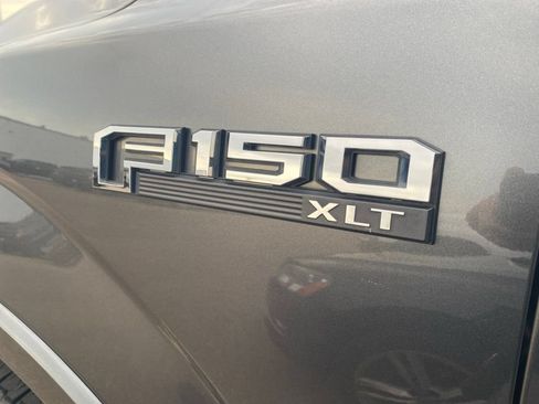 Used 2017 Ford F150 XLT w/ Equipment Group 302A Luxury AWD/4WD image 16