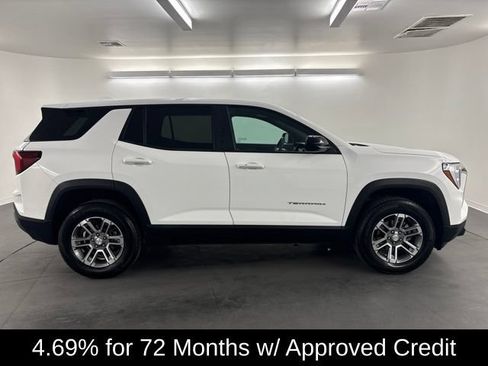 Used 2026 GMC Terrain Elevation FWD image 8