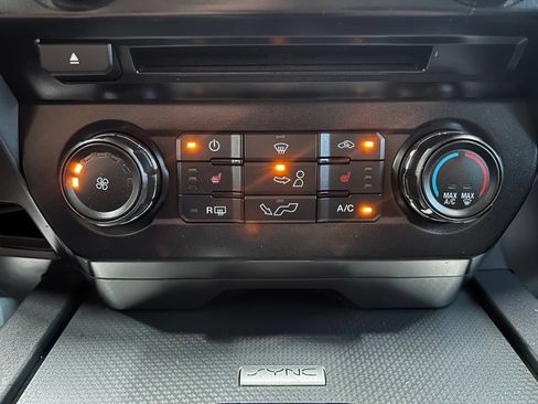 Used 2015 Ford F150 XLT w/ Equipment Group 302A Luxury AWD/4WD image 31