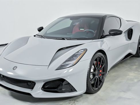 Used 2025 Lotus Emira V6 Base image 5