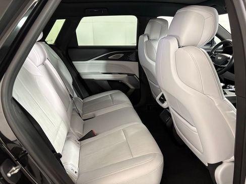 Used 2023 Cadillac Lyriq 2WD image 38