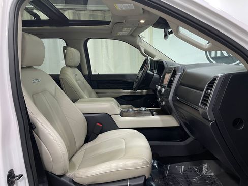 Used 2019 Ford Expedition Platinum image 35