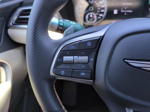 Used 2026 Genesis G70 2.5T RWD image 19