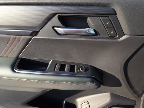 New 2026 GMC Acadia AT4 w/ Luxury Package image 13