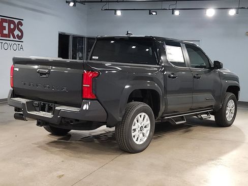 New 2026 Toyota Tacoma SR5 image 7