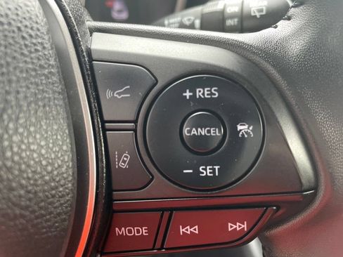 Used 2022 Toyota Corolla SE FWD image 17