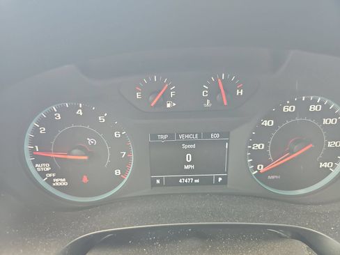 Used 2024 Chevrolet Malibu LT FWD image 2