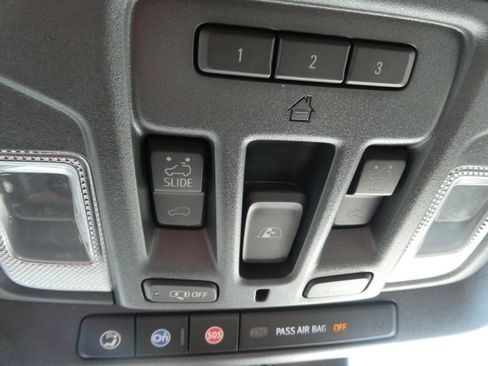 Certified 2025 GMC Sierra 2500 AT4 w/ AT4 Premium Plus Package AWD/4WD image 32