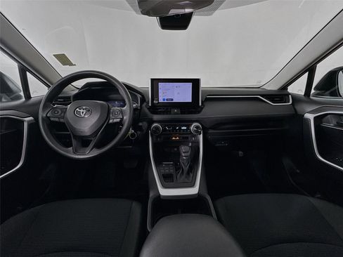 Certified 2023 Toyota RAV4 LE image 30
