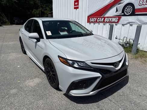 Used 2024 Toyota Camry XSE FWD image 1