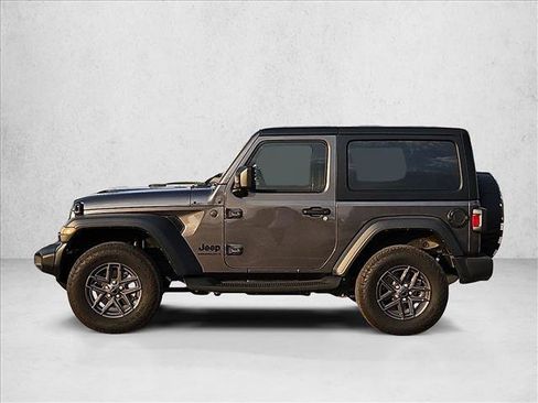 Used 2026 Jeep Wrangler Sport AWD/4WD image 9