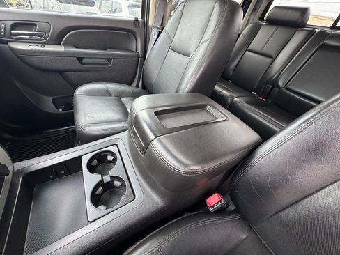 Used 2013 Chevrolet Silverado 3500 LTZ AWD/4WD image 23