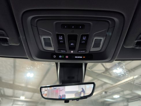 Used 2019 GMC Sierra 1500 Denali w/ Denali Ultimate Package image 11