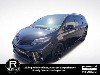 Used 2020 Toyota Sienna SE w/ Nightshade Edition