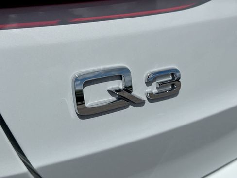 Used 2023 Audi Q3 2.0T Premium Plus AWD/4WD image 19