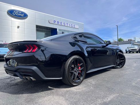 Used 2025 Ford Mustang GT Premium RWD image 18