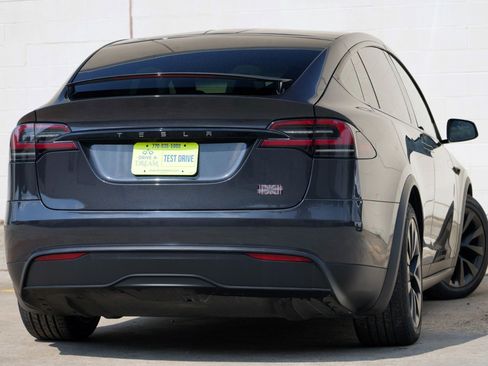Used 2025 Tesla Model X Plaid AWD/4WD image 5