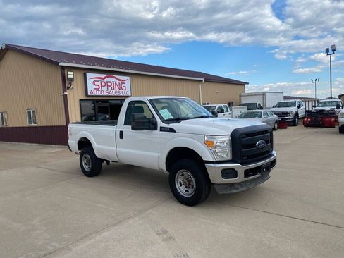 Used 2015 Ford F250 XL AWD/4WD image 2