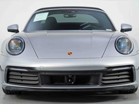 Used 2024 Porsche 911 Targa 4 w/ Premium Package image 7