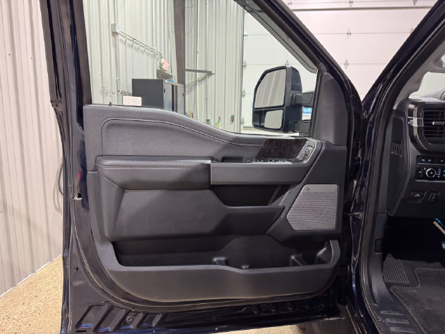 Used 2023 Ford F450 Lariat w/ Lariat Ultimate Package AWD/4WD image 9