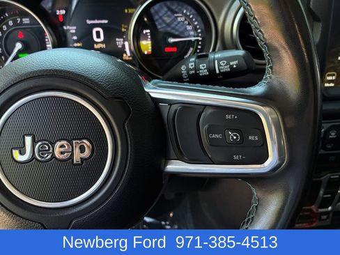 Used 2022 Jeep Wrangler Unlimited Rubicon 4xe w/ Cold Weather Group AWD/4WD image 20
