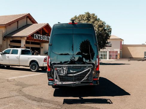 Used 2024 Mercedes-Benz Sprinter 3500 image 6