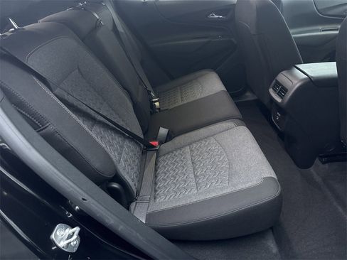 Used 2024 Chevrolet Equinox LT image 15