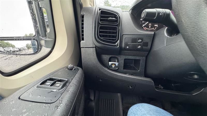 Used 2022 RAM ProMaster 3500 w/ Fleet Safety Group FWD image 33