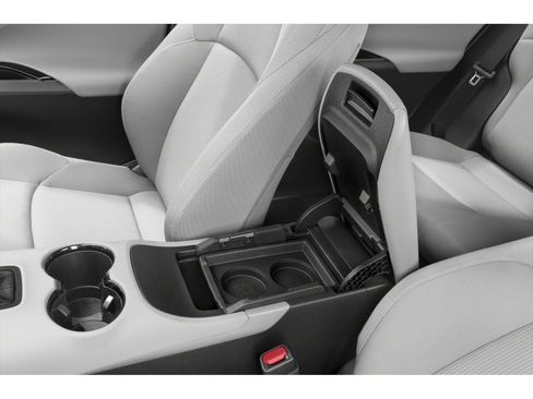Used 2023 Toyota Venza LE AWD/4WD image 12