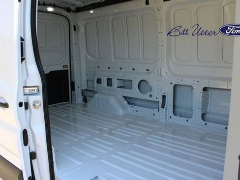 New 2025 Ford Transit 250 148 Medium Roof image 8