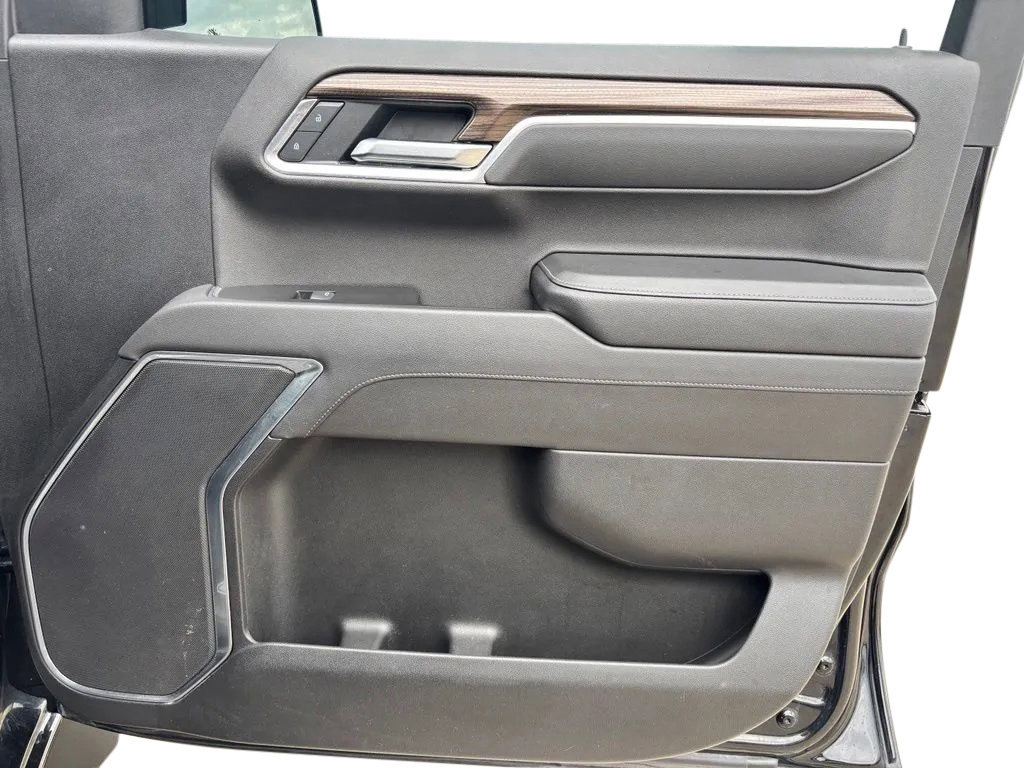 Used 2022 Chevrolet Silverado 1500 RST AWD/4WD image 31
