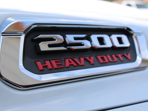 Used 2024 RAM 2500 Laramie w/ Safety Group AWD/4WD image 7