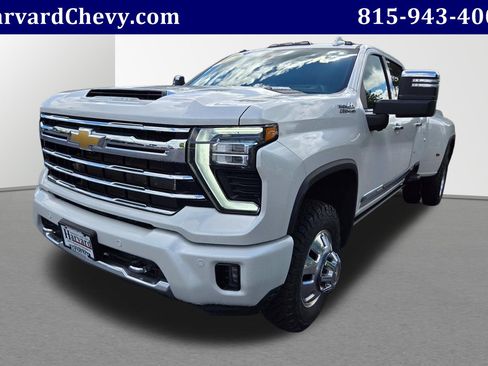 Used 2024 Chevrolet Silverado 3500 High Country w/ High Country Premium Package AWD/4WD image 3