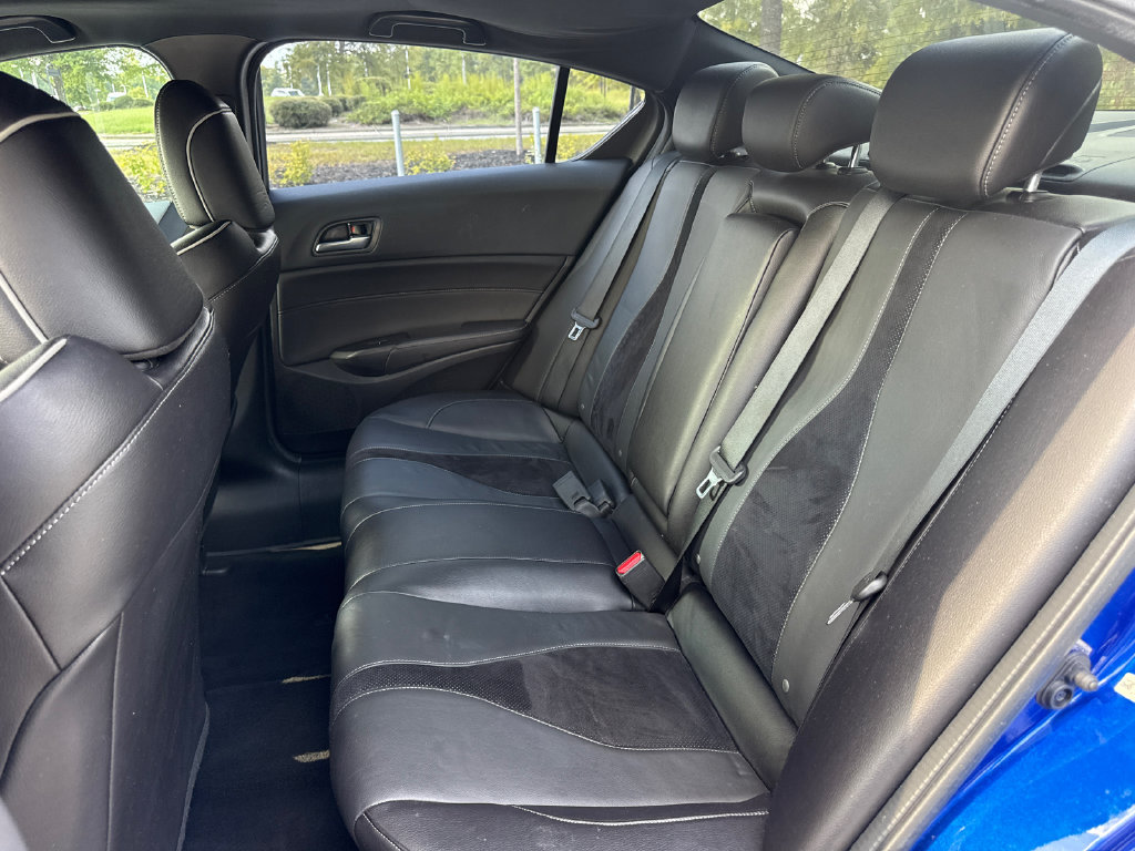 Used 2019 Acura ILX w/ Premium & A-SPEC Package FWD image 31