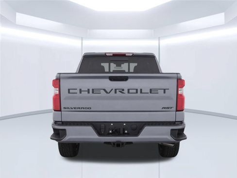 Used 2025 Chevrolet Silverado 1500 RST w/ Convenience Package II AWD/4WD image 8