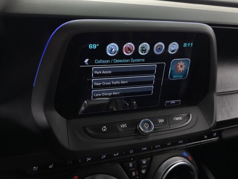 Used 2017 Chevrolet Camaro SS image 30