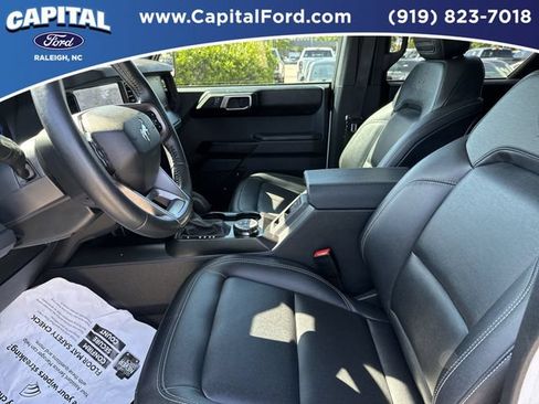 Certified 2025 Ford Bronco Badlands AWD/4WD image 19