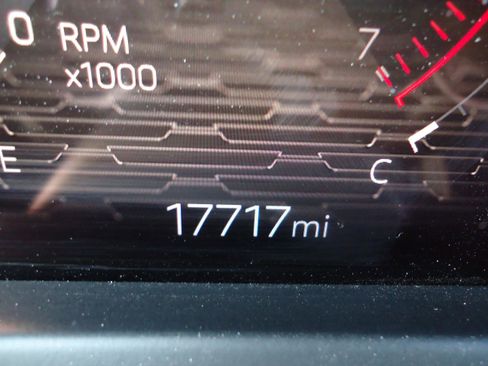 Used 2024 GMC Acadia Denali w/ Super Cruise Package image 13